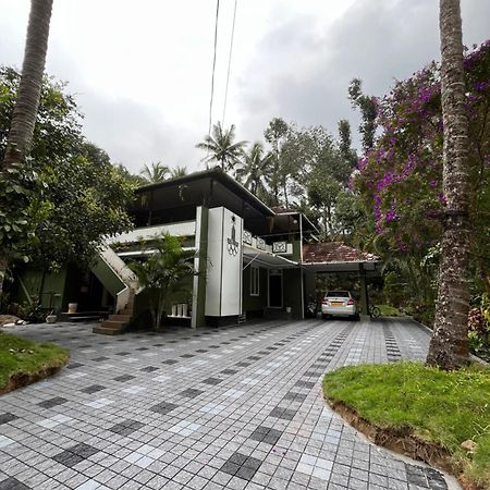 Maliyeckal Homestay Муннар Экстерьер фото