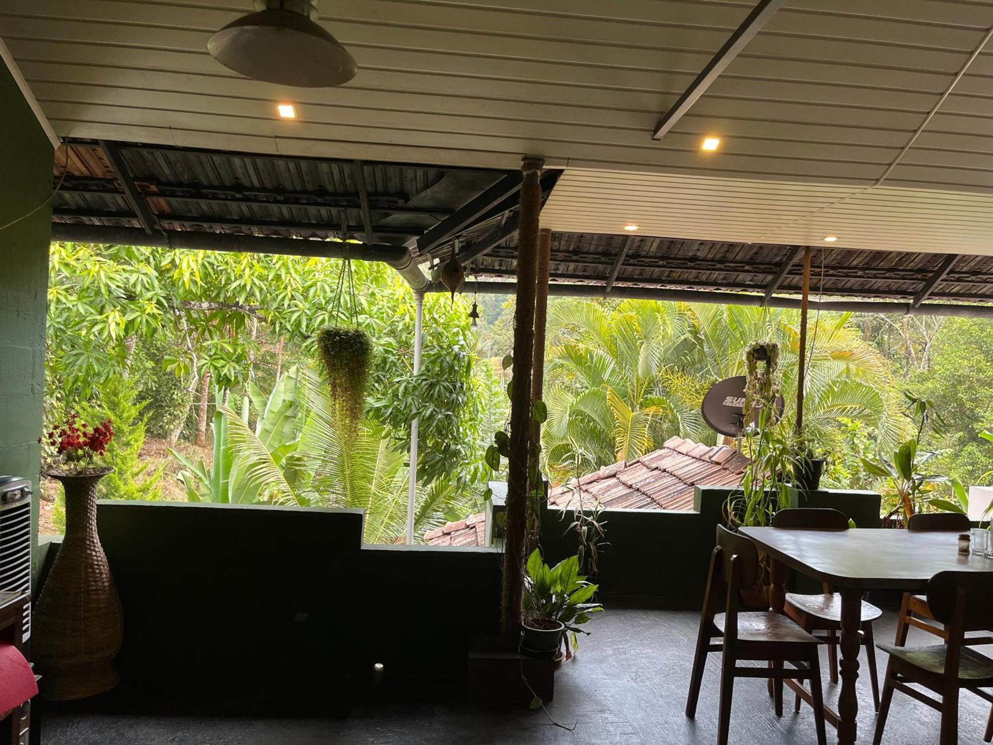 Maliyeckal Homestay Муннар Экстерьер фото
